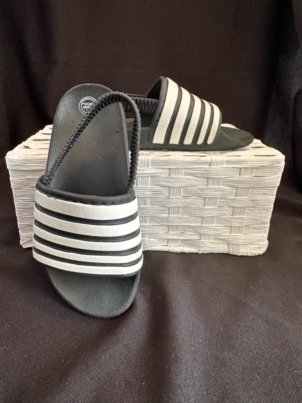 Wonder Nation Sz. 11/12 Black Slide Sandals with White Striped Strap